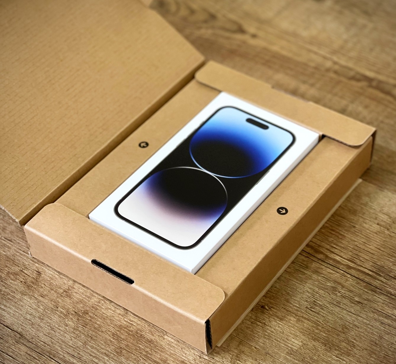 海外への発送可能　（アップル製品） EMS[国際スピード郵便]でApple製品を海外発送 iPhone・iPad・Macbook